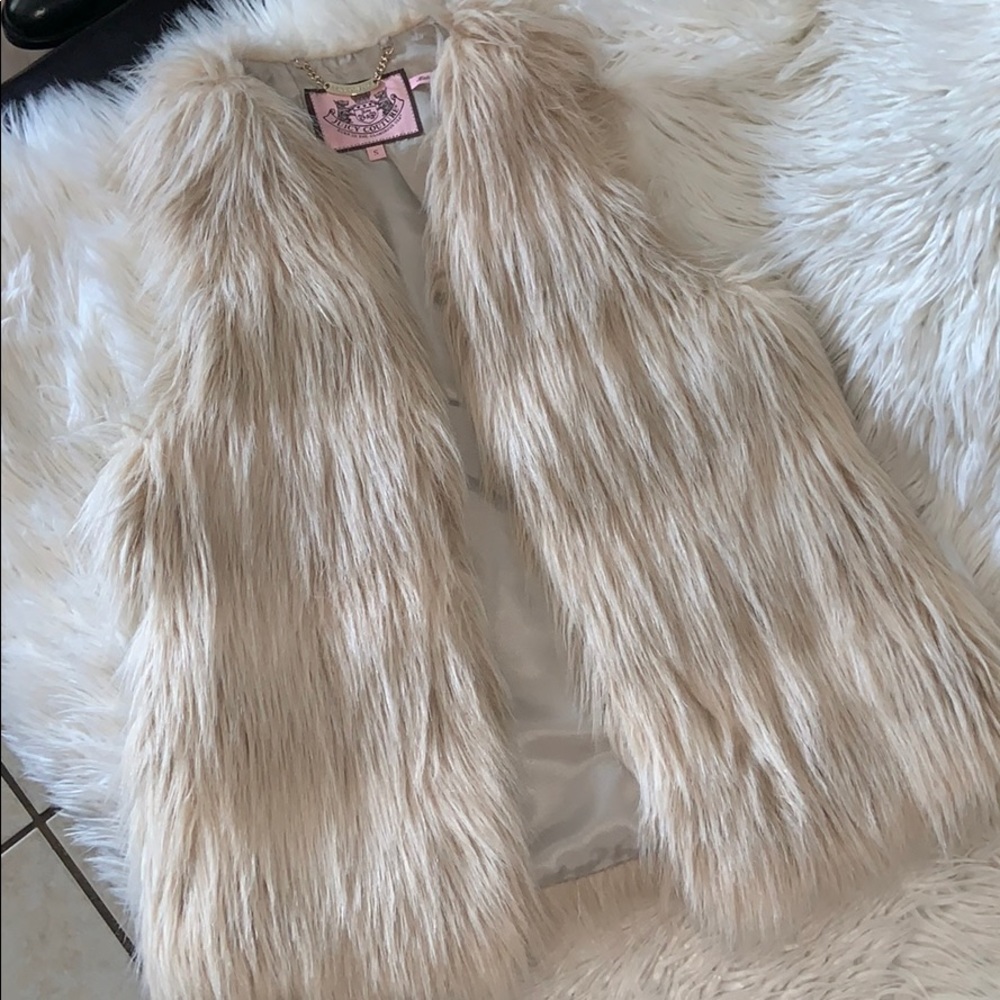 Juicy couture fur vest sz small nwot